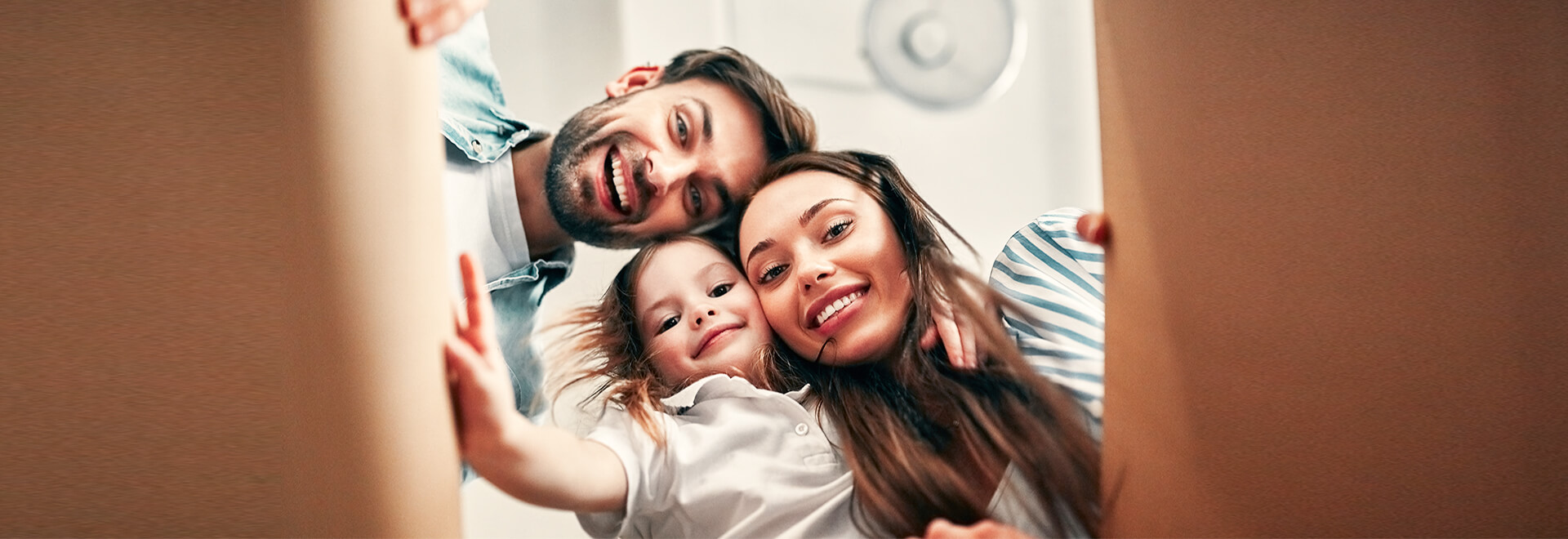 Parents and thier daughter